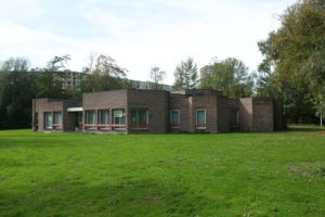 gebouw monuta uitvaartcentrum zoetermeer