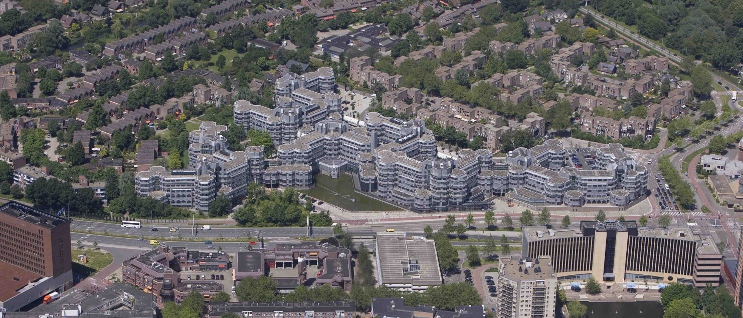 luchtfoto voormalig ministerie van onderwijs in zoetermeer